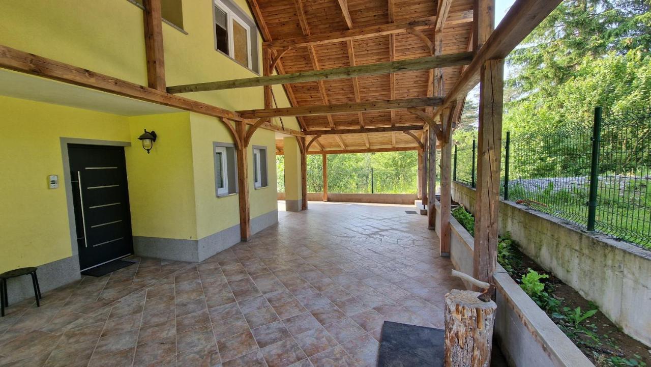 Апартаменты Kurescek Иг Экстерьер фото